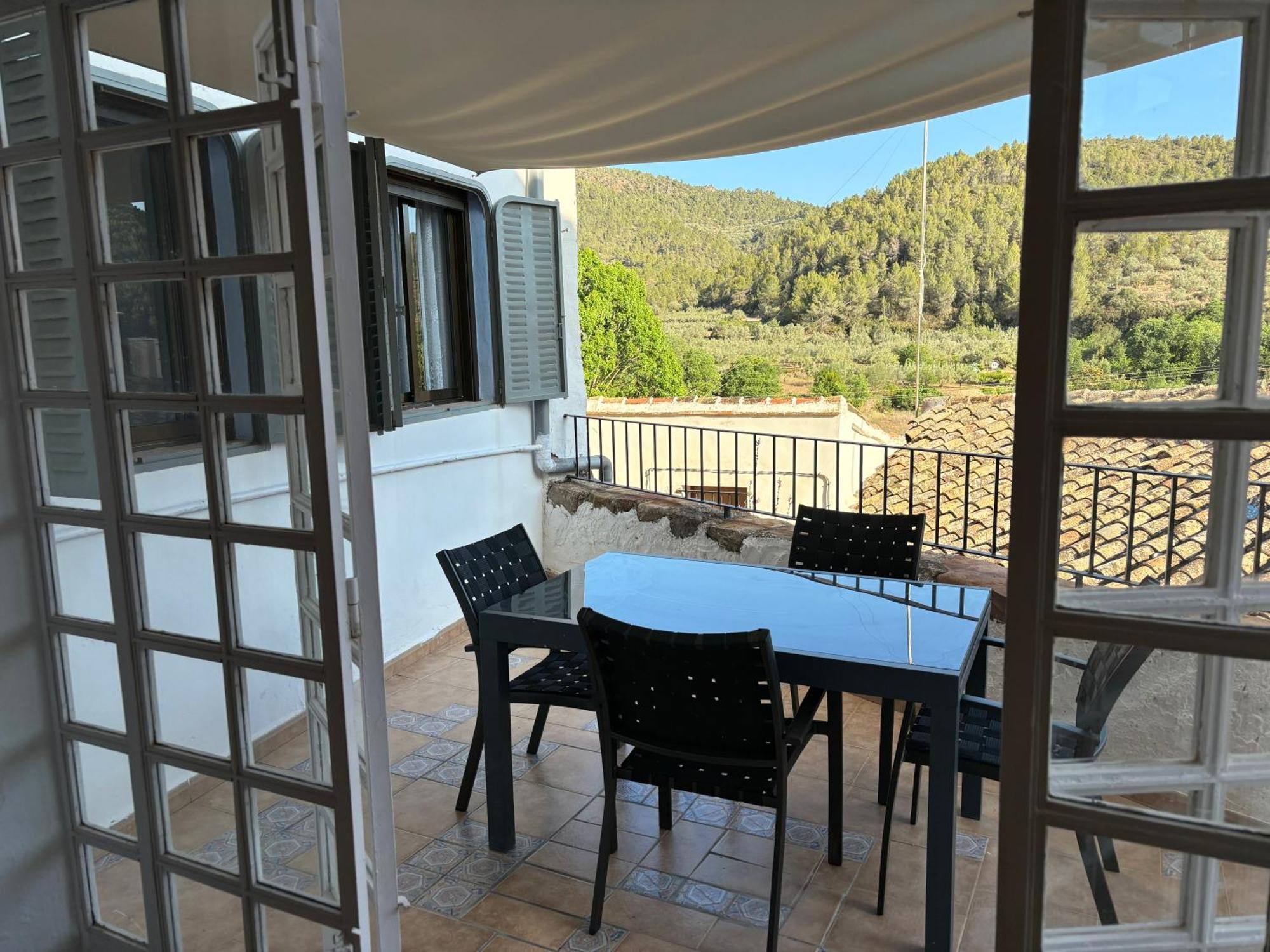 Piso En Vall De Almonacid Con Vistas, Aire Acondicionado, Wifi Y Smart Tv Екстериор снимка